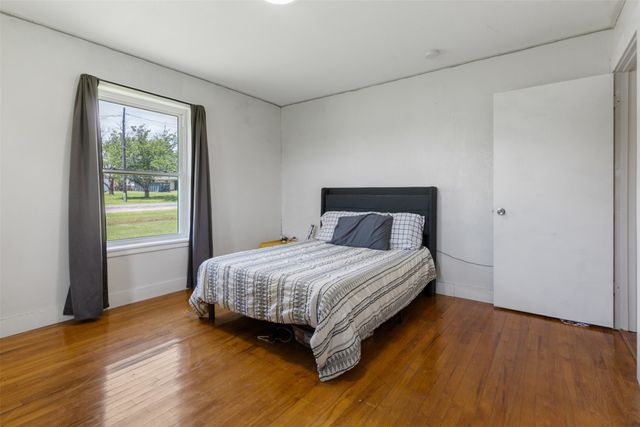 107 Southmayd Road, Southmayd, TX 76268