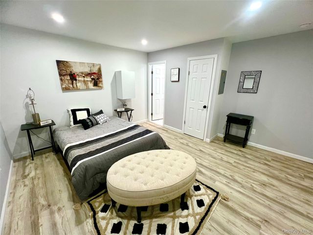 128 W Main Street, Middletown, NY 10940