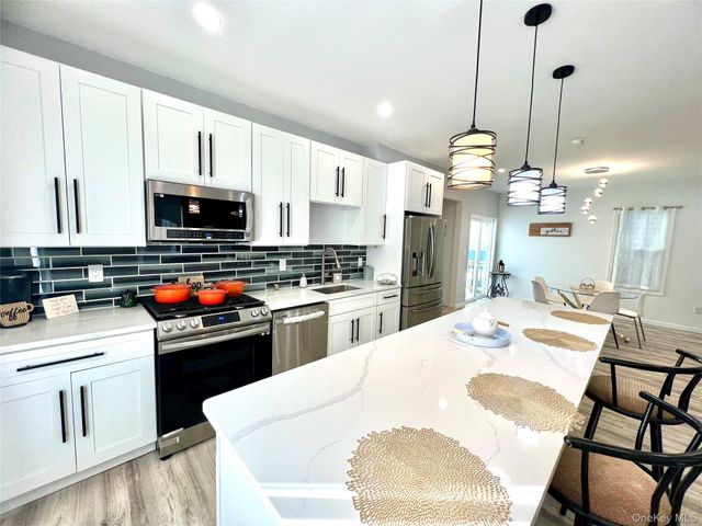 128 W Main Street, Middletown, NY 10940