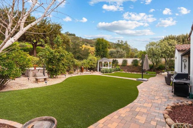 17051 San Antonio Rose Ct, San Diego, CA 92127