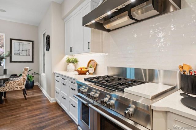 17051 San Antonio Rose Ct, San Diego, CA 92127