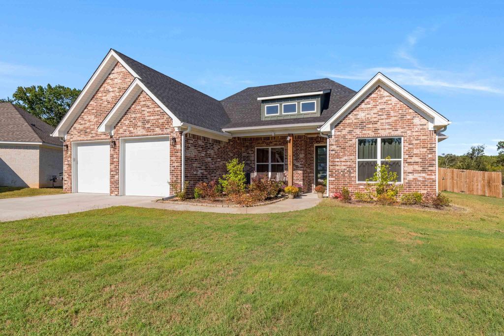 6090 Coral Ridge Drive, Bryant, AR 72022
