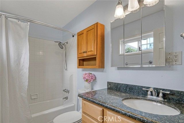 1675 Barnes, Simi Valley, CA 93063