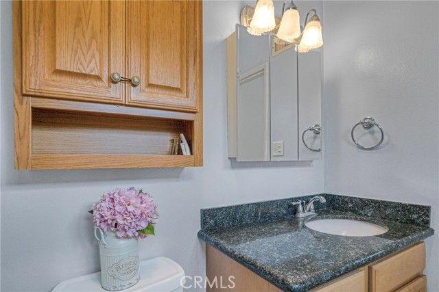 1675 Barnes, Simi Valley, CA 93063