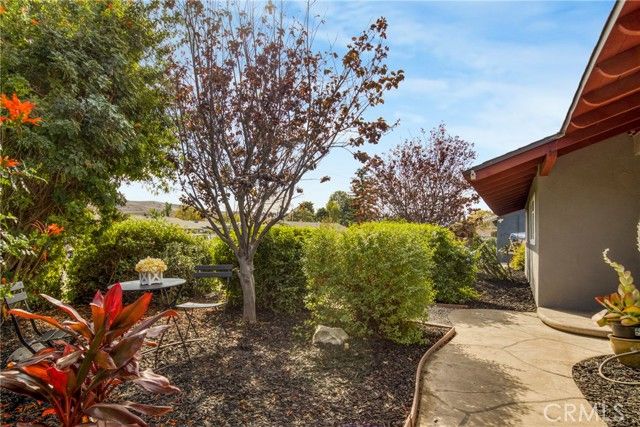 1675 Barnes, Simi Valley, CA 93063