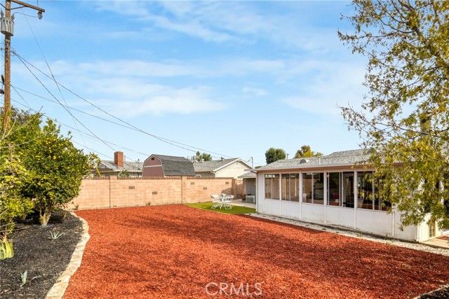 1675 Barnes, Simi Valley, CA 93063