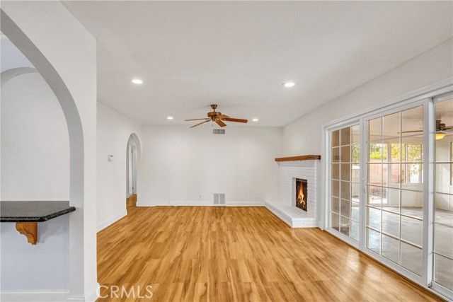 1675 Barnes, Simi Valley, CA 93063