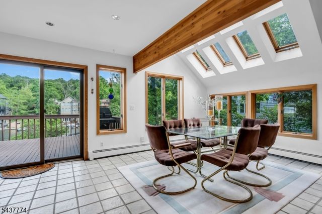 209 Squaw Trl, Hopatcong Boro, NJ 07821
