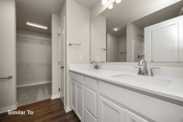 1104 Featherstone Avenue NE, Bondurant, IA 50035
