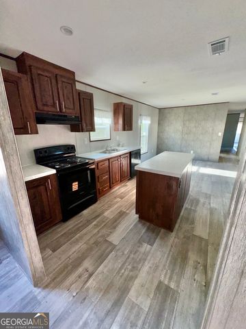 545 Ben Jackson, Vidalia, GA 30474