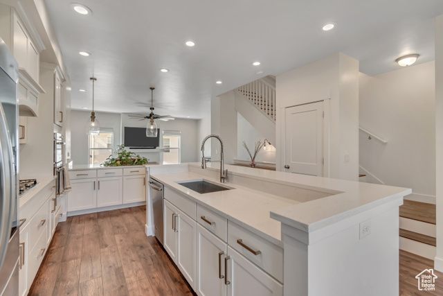 5262 W SOUTH JORDAN PKWY, South Jordan, UT 84009