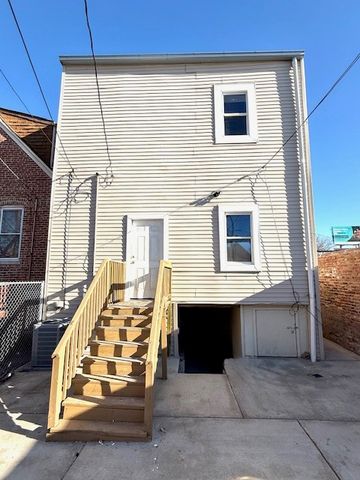 2142 S Trumbull Avenue, Chicago, IL 60623