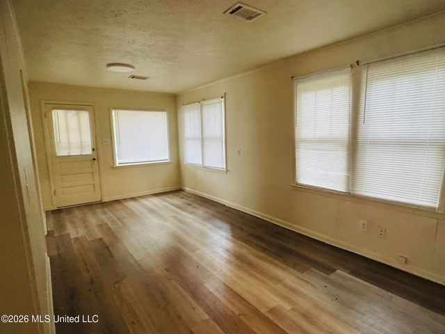 2406 17th Avenue, Gulfport, MS 39501