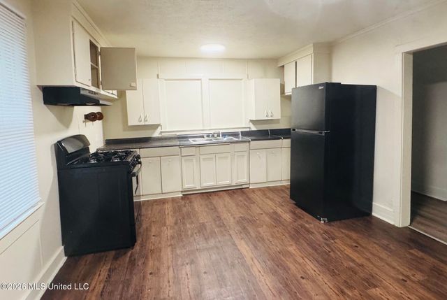 2406 17th Avenue, Gulfport, MS 39501