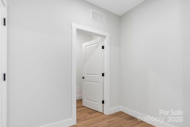 697 S Grove Street, Lincolnton, NC 28092