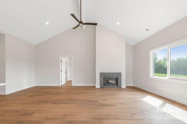 697 S Grove Street, Lincolnton, NC 28092