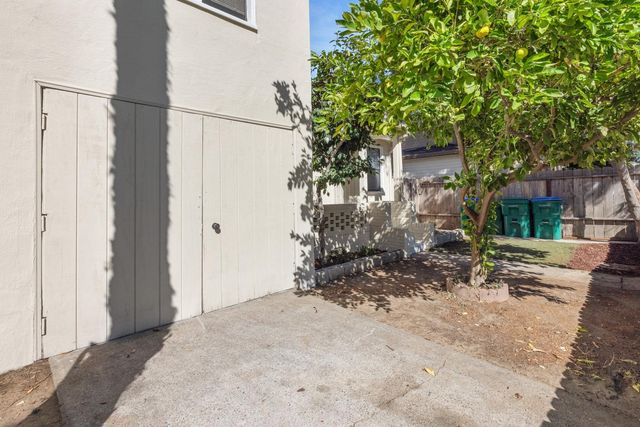 121 N Central Ave, Lodi, CA 95240