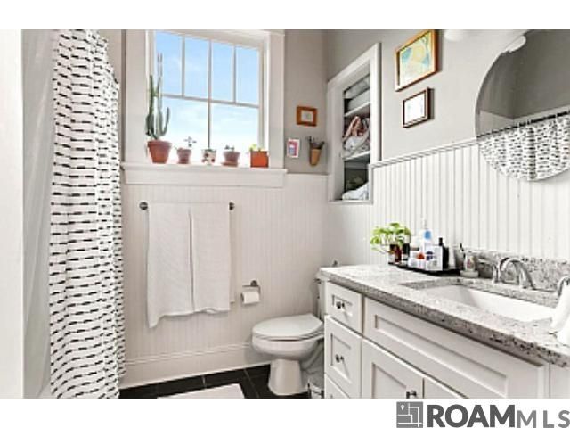 1472 Constance St, New Orleans, LA 70130