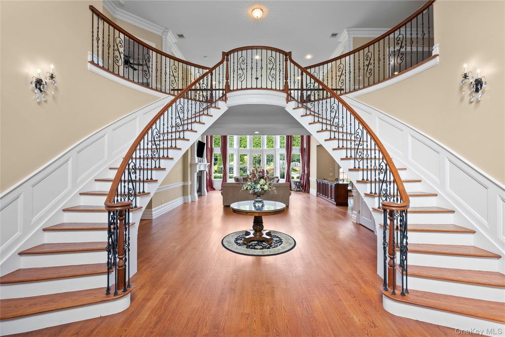 10 Meadow Glen Road, Fort Salonga, NY 11768 — photo 4