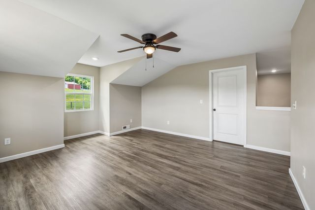 124 Hickman Creek Rd, S, Hickman, TN 38567