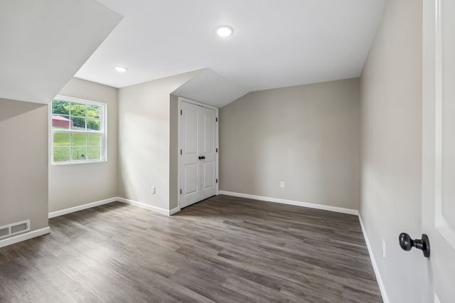 124 Hickman Creek Rd, S, Hickman, TN 38567