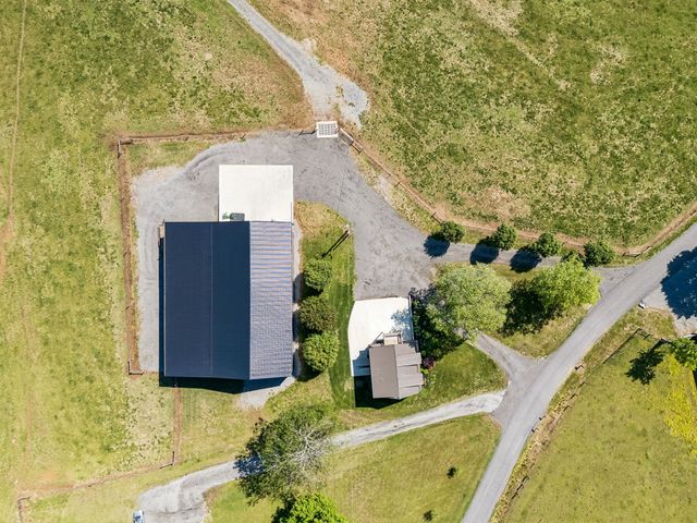 124 Hickman Creek Rd, S, Hickman, TN 38567