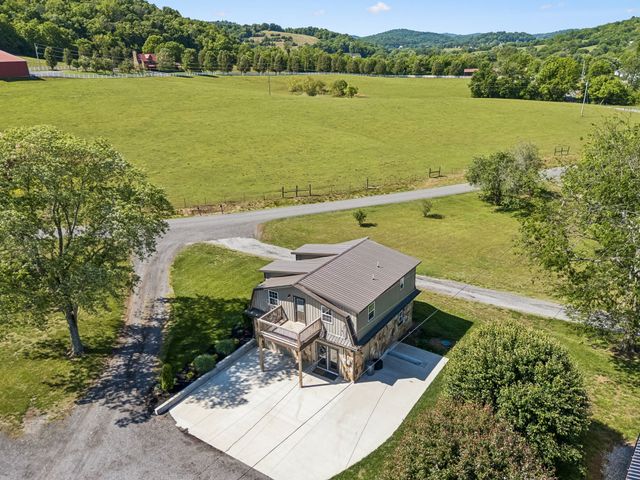 124 Hickman Creek Rd, S, Hickman, TN 38567