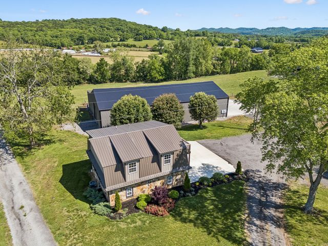 124 Hickman Creek Rd, S, Hickman, TN 38567