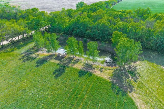 656 E 110th Ave N, Peck, KS 67120
