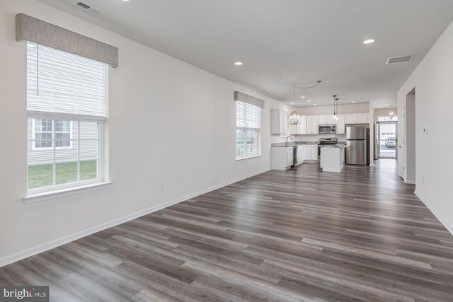 43 QUEENSFERRY DR, Williamstown, NJ 08094