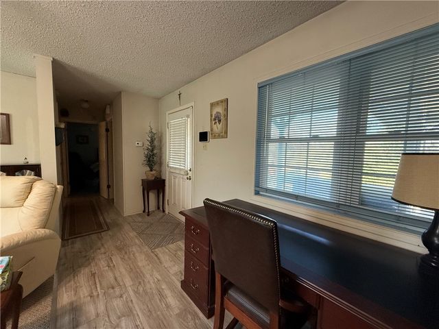 10200 Shane Dr, Corpus Christi, TX 78410