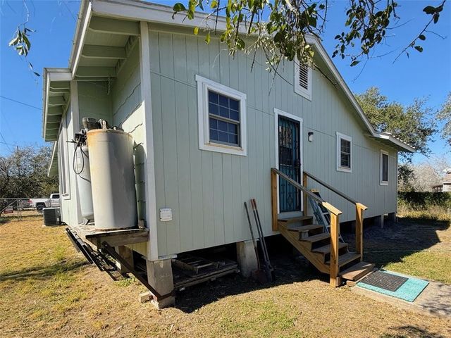 10200 Shane Dr, Corpus Christi, TX 78410