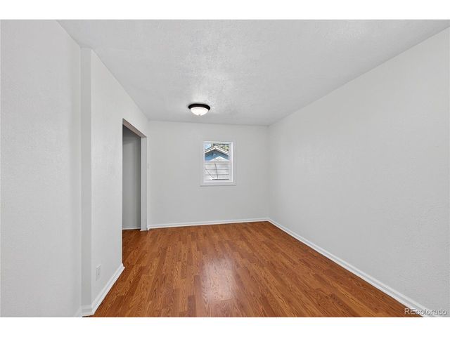 3915 S Grant St, Englewood, CO 80113