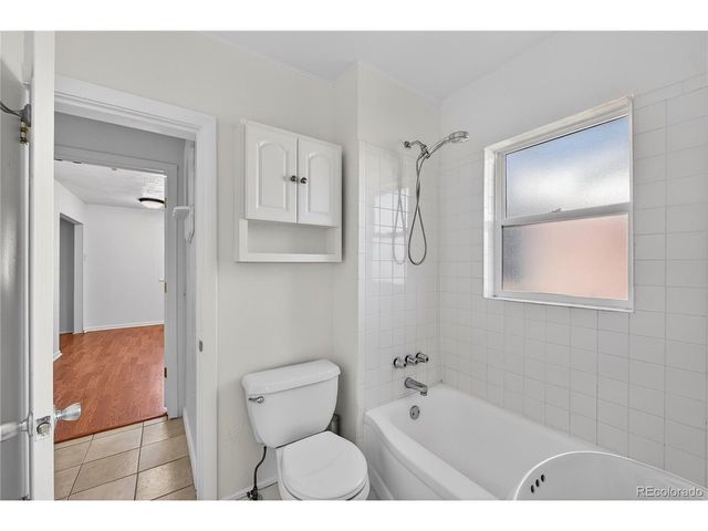 3915 S Grant St, Englewood, CO 80113