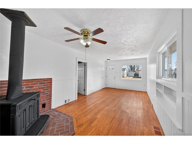 3915 S Grant St, Englewood, CO 80113