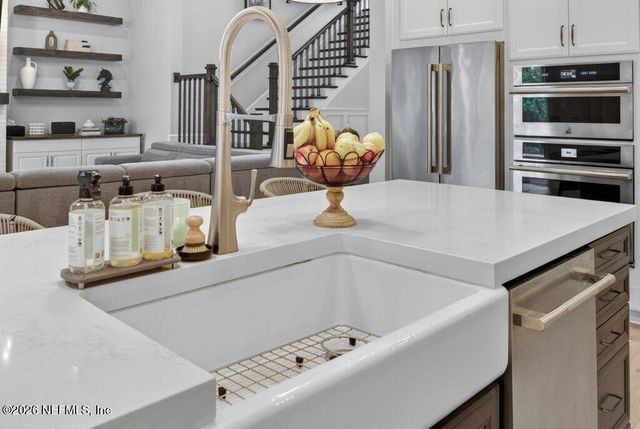 137 TRADESMAN Lane, St. Johns, FL 32259