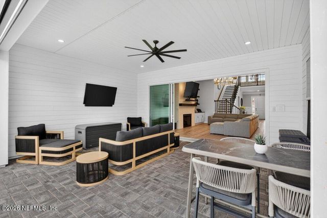 137 TRADESMAN Lane, St. Johns, FL 32259