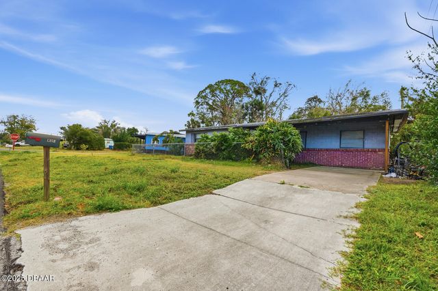 1359 Wright Street, Daytona Beach, FL 32117
