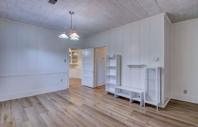 2028 Johnston Avenue, Conway, AR 72034