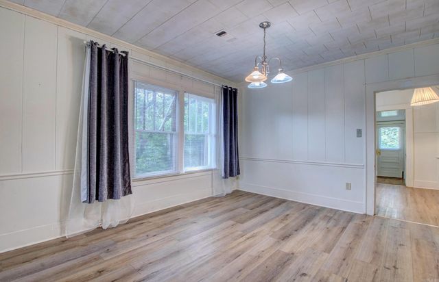 2028 Johnston Avenue, Conway, AR 72034