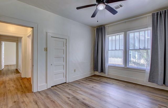 2028 Johnston Avenue, Conway, AR 72034