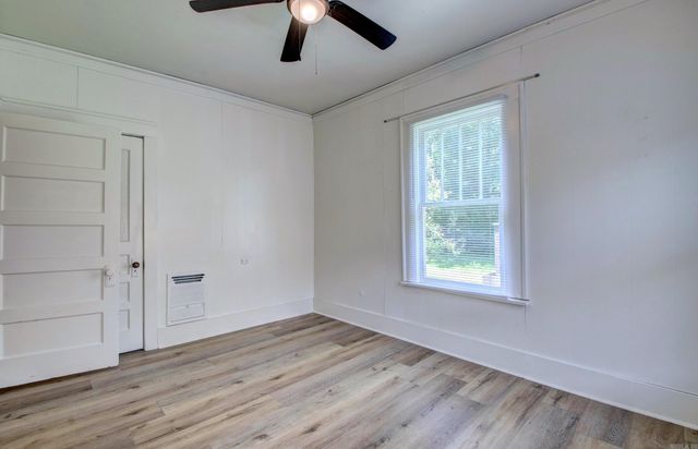2028 Johnston Avenue, Conway, AR 72034