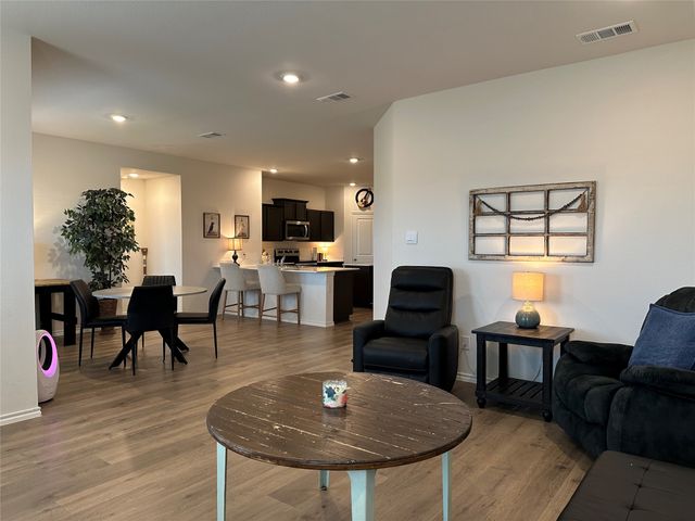 1329 Skyline Drive, Denton, TX 76207