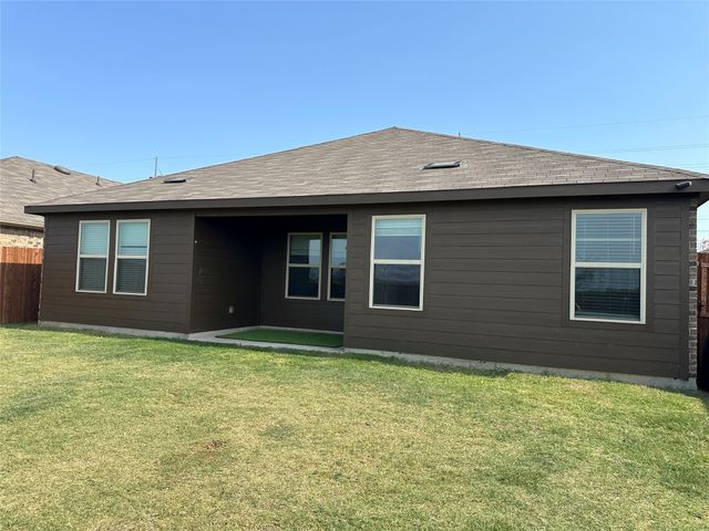 1329 Skyline Drive, Denton, TX 76207