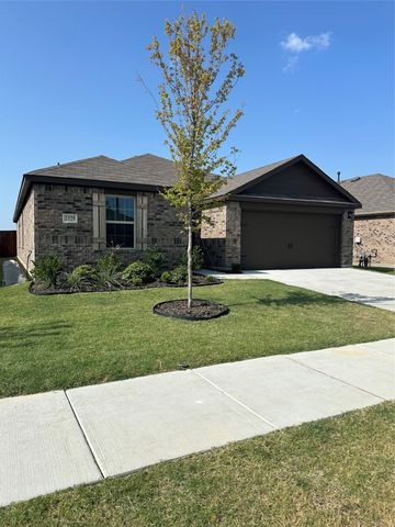 1329 Skyline Drive, Denton, TX 76207