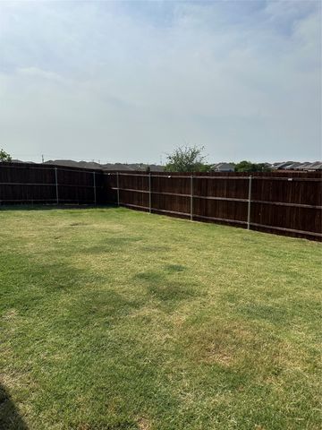 1329 Skyline Drive, Denton, TX 76207