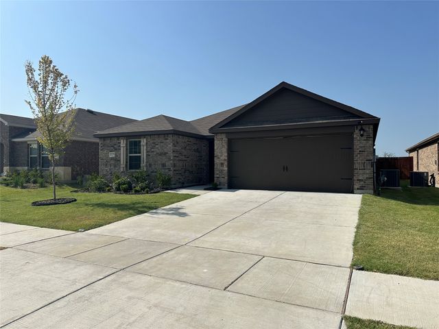 1329 Skyline Drive, Denton, TX 76207