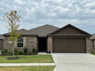 1329 Skyline Drive, Denton, TX 76207