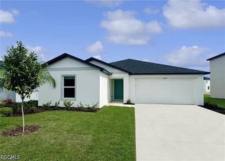 17225 Cantu CT, North Fort Myers, FL 33917