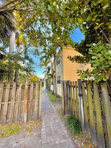 1147 NW 9th Ave 6, Fort Lauderdale, FL 33311